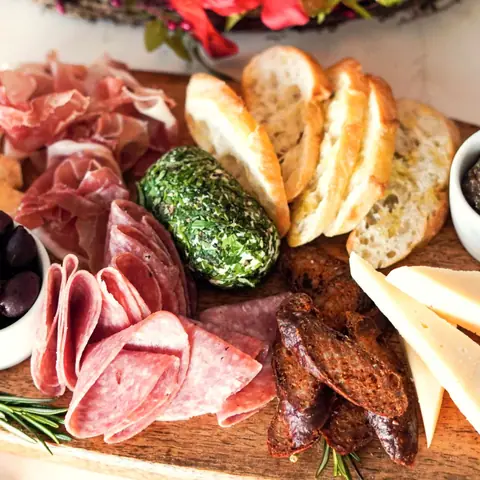 Deska antipasti